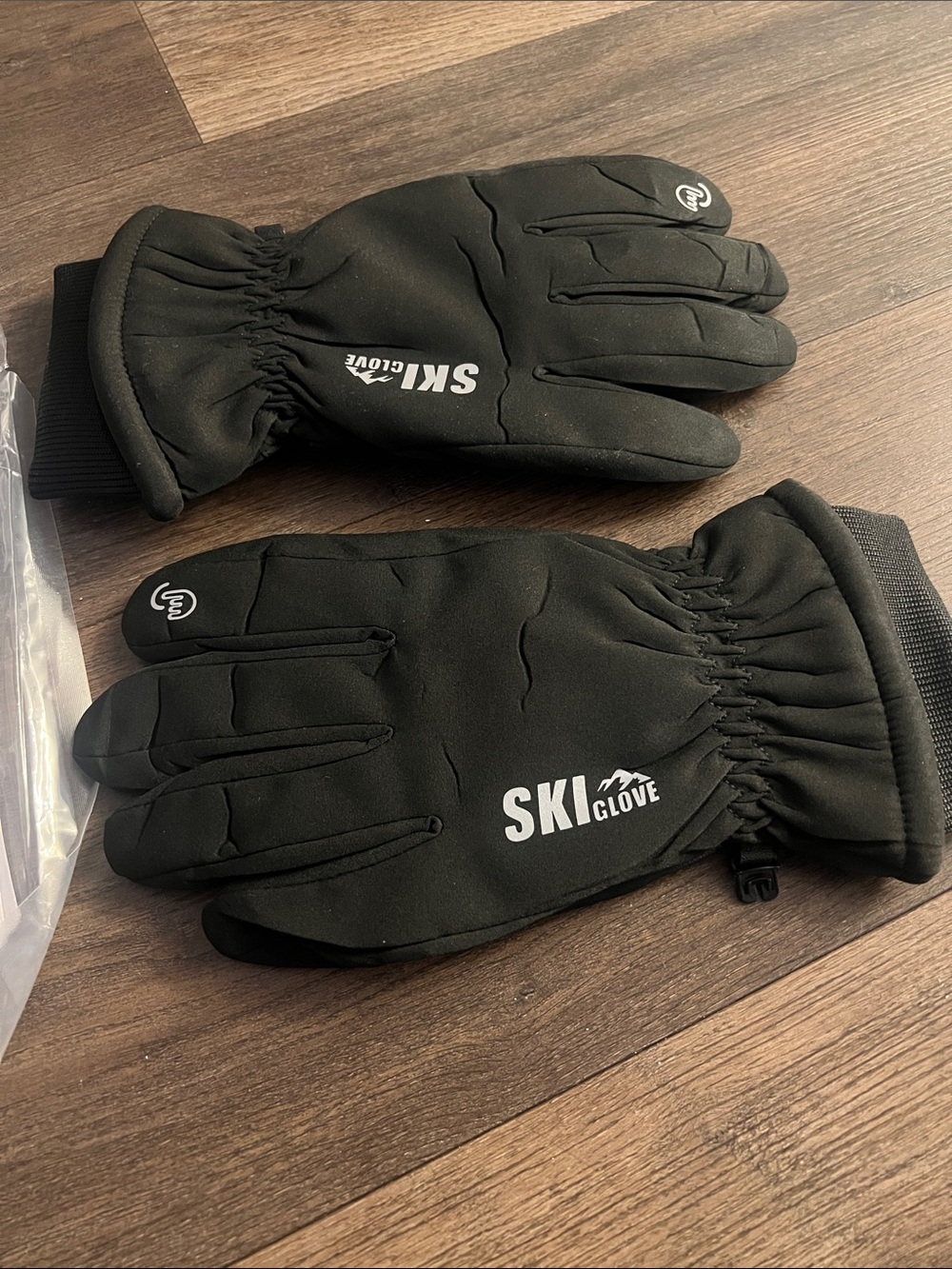 Men's Black Insulated Winter Gloves - Touchscreen Friendly